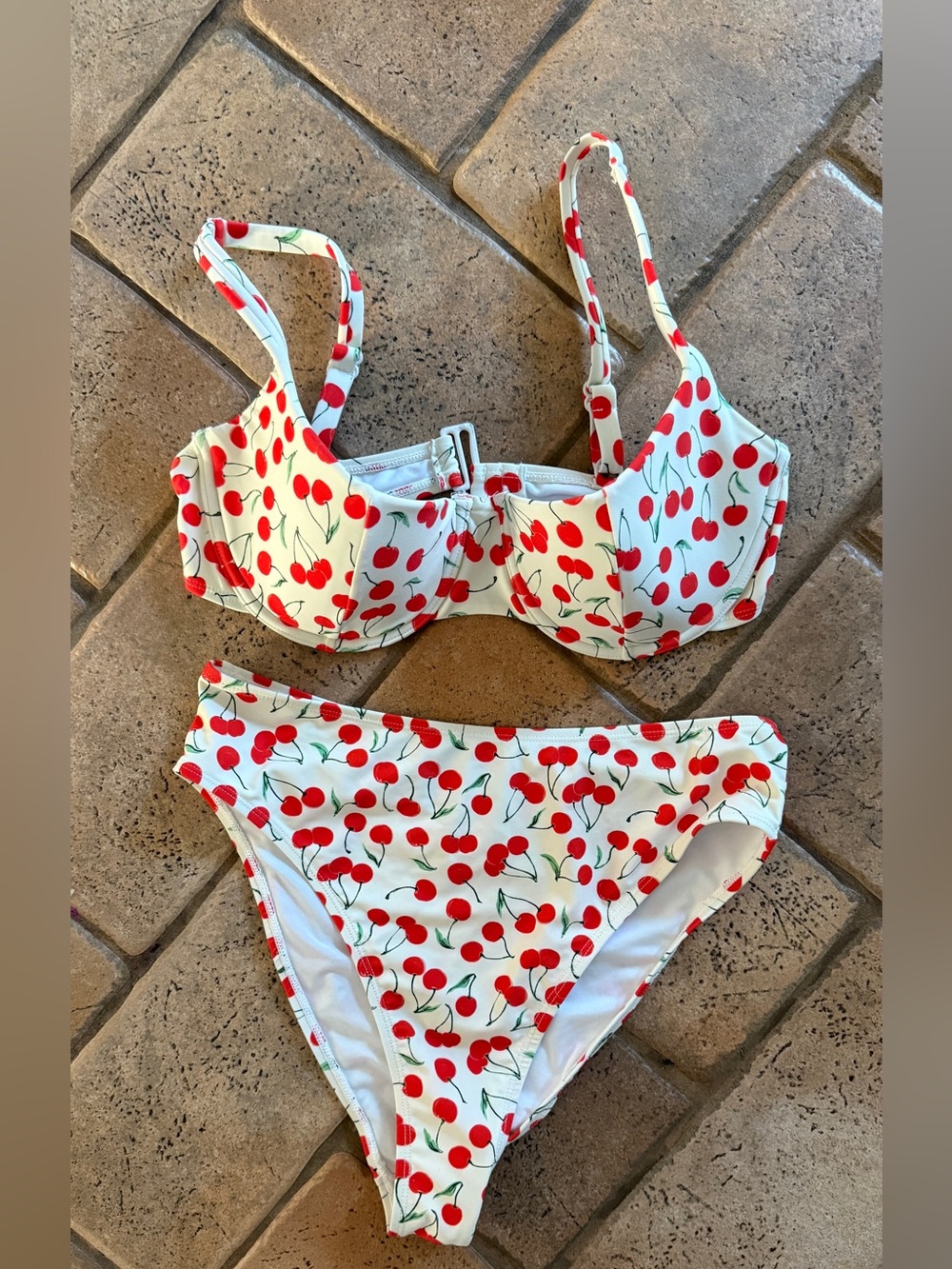Good American Demi Balconette Bikini Top and Bottoms in Cherry - Picture 6 of 12